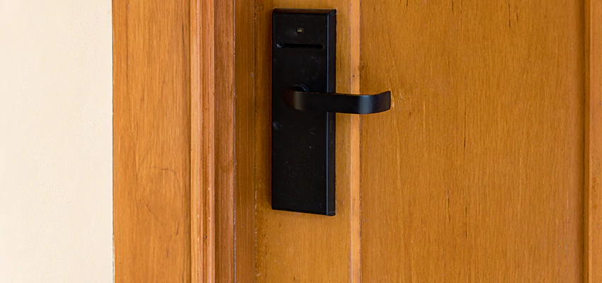 Home Security And Alarm Monitoring in Cloverdale, California
