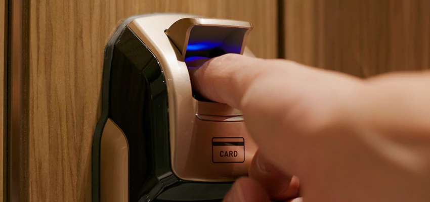 Fingerprint Door Locks Replacement in Cloverdale, CA