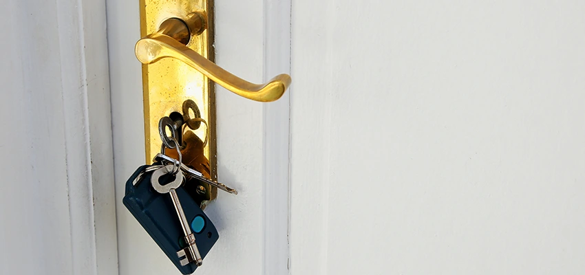 Broken Door Key Extraction in Cloverdale, CA